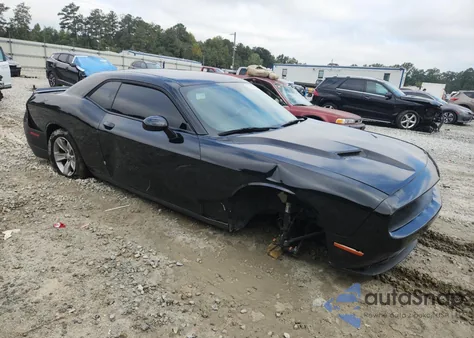 2019 Dodge Challenger Sxt z USA, uszkodzony, nr VIN 2C3CDZAGXKH674256